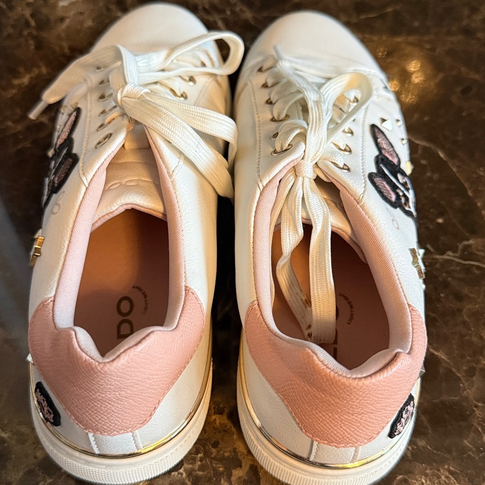 Aldo Stylish Women's White and Pink Sneakers size 7 - Picture 4 of 5